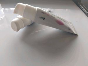 This Is A skin Lite Creme
