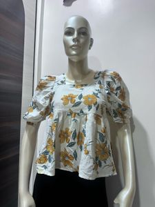 Floral Puff Sleeve Top
