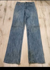sc2473 Winner Jeans size 28