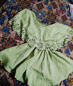Cute Green Floral Top