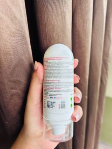 La Pink Vitamin C Sunscreen
