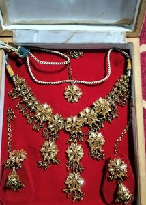 Kundan Jwellery Set