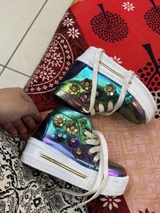 Stylish Kids&#39; High-Top Sneakers