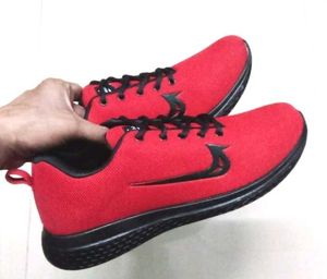 new No Used Combit Sports Shoes For Men.