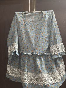 Floral Lace Top