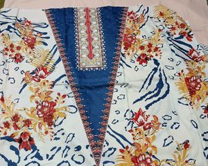 Pretty Printed Suit Material 💙