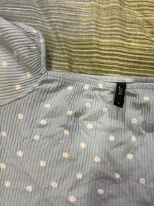 Cute Polka Dot Ribbed Blue Top