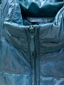Uniqlo Teal Lightweight Puffer Vest