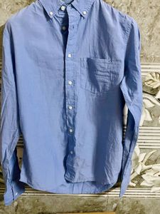 GAP Men's Blue Button-Down Shirt