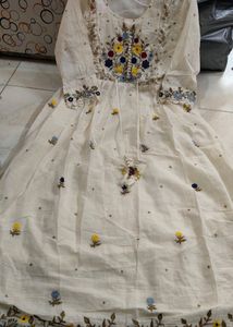 Cotton Gaun