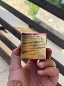 Lakme Glycolic Illuminate Day Cream