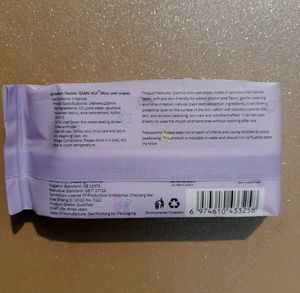 3 Mini Wet Wipes - 8 Pieces