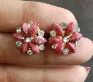 Vintage Flower Clip-on Earrings