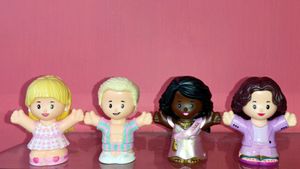 Little People Collector Barbie: The Movie Special