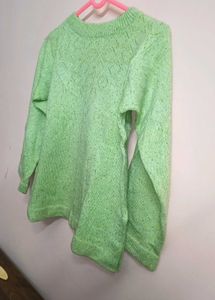 Unique Green Knit Top