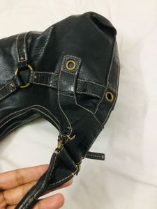 authentic 💯 Black Hobo Bag