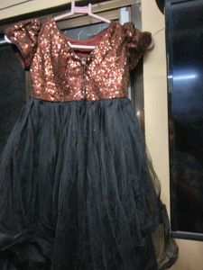 Sparkling Party Dress sequence