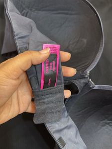 strap less paded bra