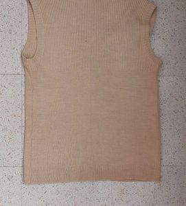 Vintage knitted cardigan vest