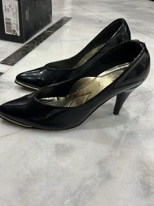Hype Classy black Heels For Party