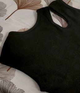 🖤 Ribbed Cutout stylish Crop top