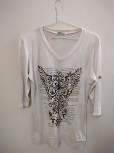 Stylish White Graphic Tee