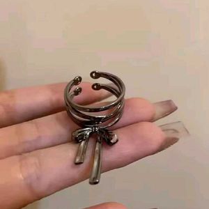 Bow Rings