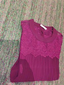Stylish Top (Women's)