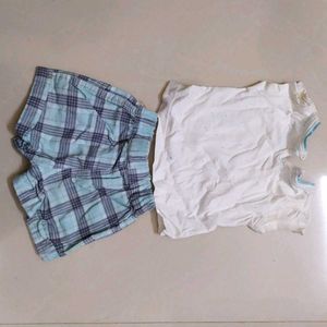 2 Baby Sets.