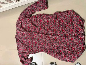Set of 2 Printed Kurtis