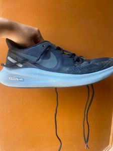 Nike Running Shoes - Excellent Condition