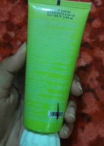 Dot &amp; Key Face Wash