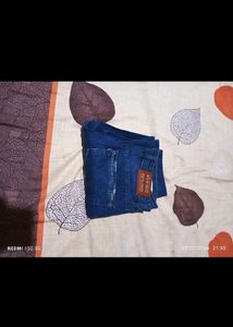 Blue Jeans White Shade
