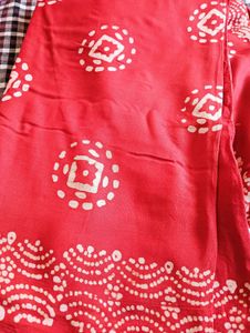 Red &amp; White Batik Print Fabric