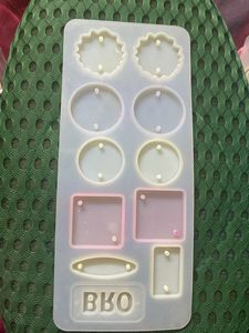 Rakhi / Pendant Resin Mould  11 Cavity