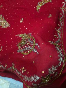 Pure Georgette Aari Tari Zari Saree..♥️