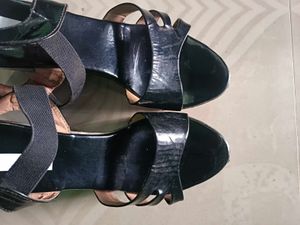 Comfortable Heel Sandle