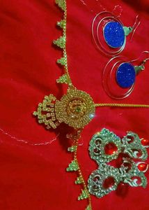 2 Pairs Of Earings Free With Rajputi Rakhdi