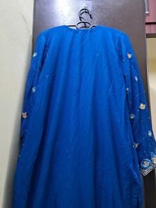 Elegant Blue Embroidered Kurta