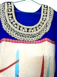 Moti Neck Work Stitch Georgette Kurta With Inner