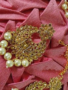 Beautiful Golden Set