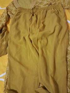 Elegant Yellow Kurta Set
