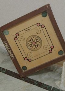 Carromboard
