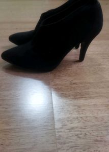 Dressberry Black Boots