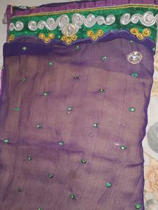 i am selling yellow 🟡💛 purple 🟣💜 saree