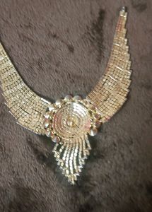 Neck Piece