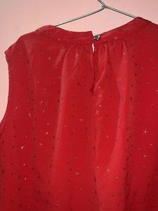 Red Sleeveless Top