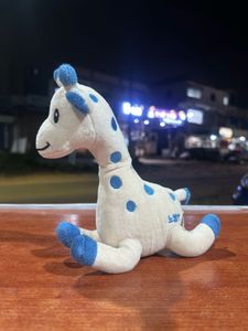 Novalac white and blue giraffe rattle sound toy