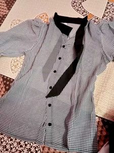 Chic Black &amp; White Blouse
