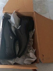 Mens Formal New Shoes (UK6)